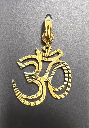 Pendentif OM Hindi or 18 carats